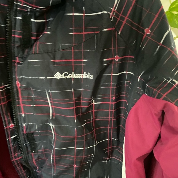 Columbia two in one waterproof Interchange jacket XL , in Red maroon B… - Picture 5 of 11